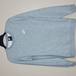 Nike Heathered Gray Sweatshirt
